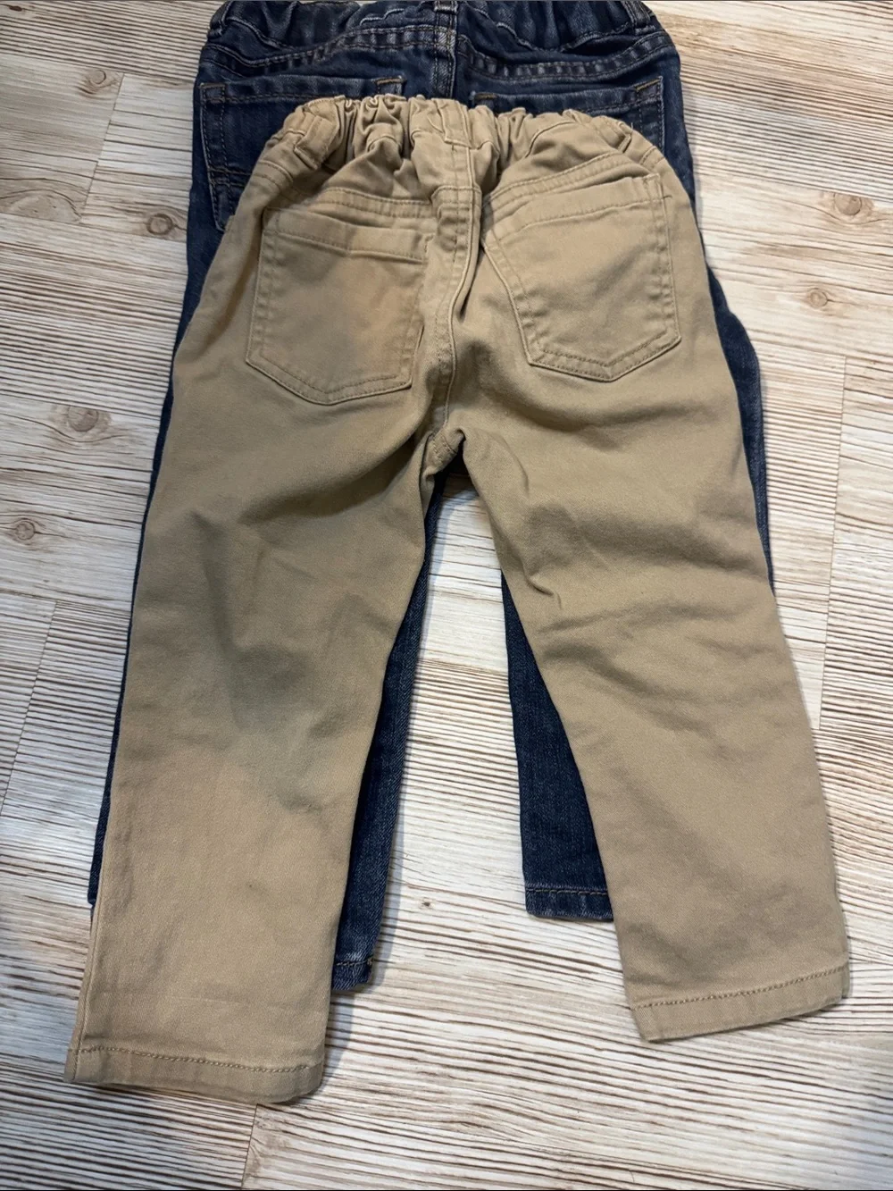 The Children's Place Blue Denim Jeans & Tan Khaki Pants Set